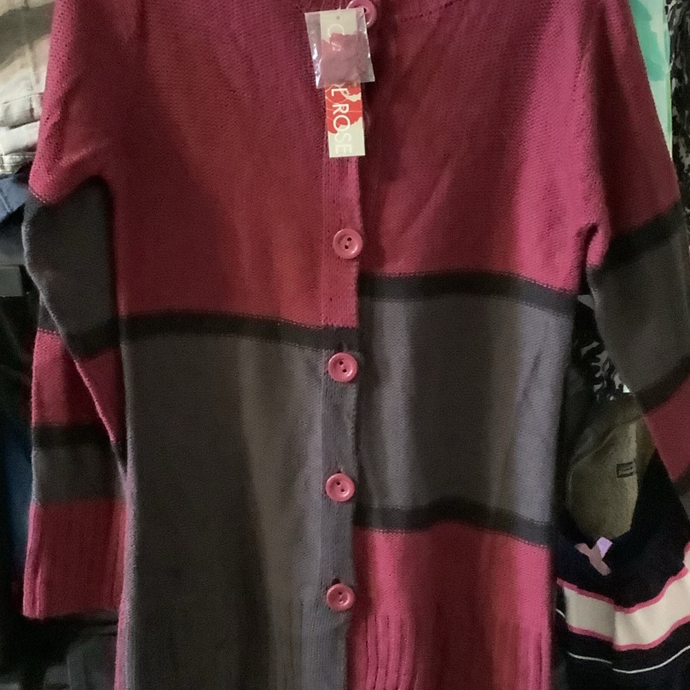 Women’s Colorblock Button-Front Sweater Cardigan - Berry/Charcoal